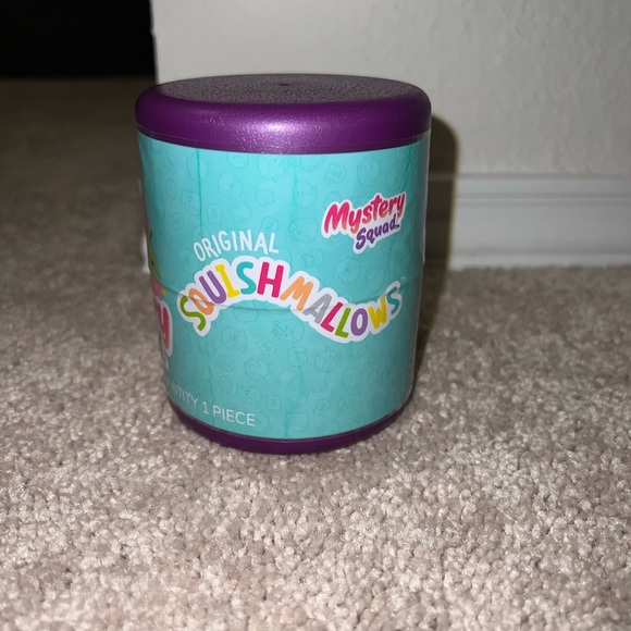 New 4” Original Mystery Capsule Squishmallows - Picture 2 of 2